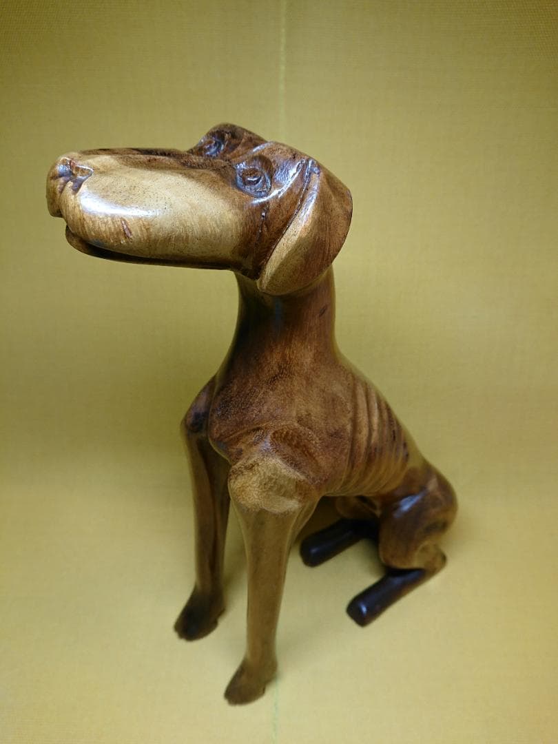 犬　木彫　グレーハウンド　オブジェ　置物　インテリア　工芸品　美術品　A2650