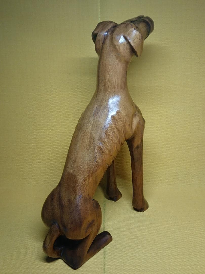 犬　木彫　グレーハウンド　オブジェ　置物　インテリア　工芸品　美術品　A2650