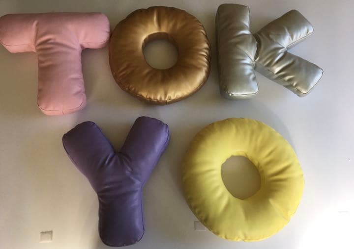 TOKYO文字クッション　美品5点セット