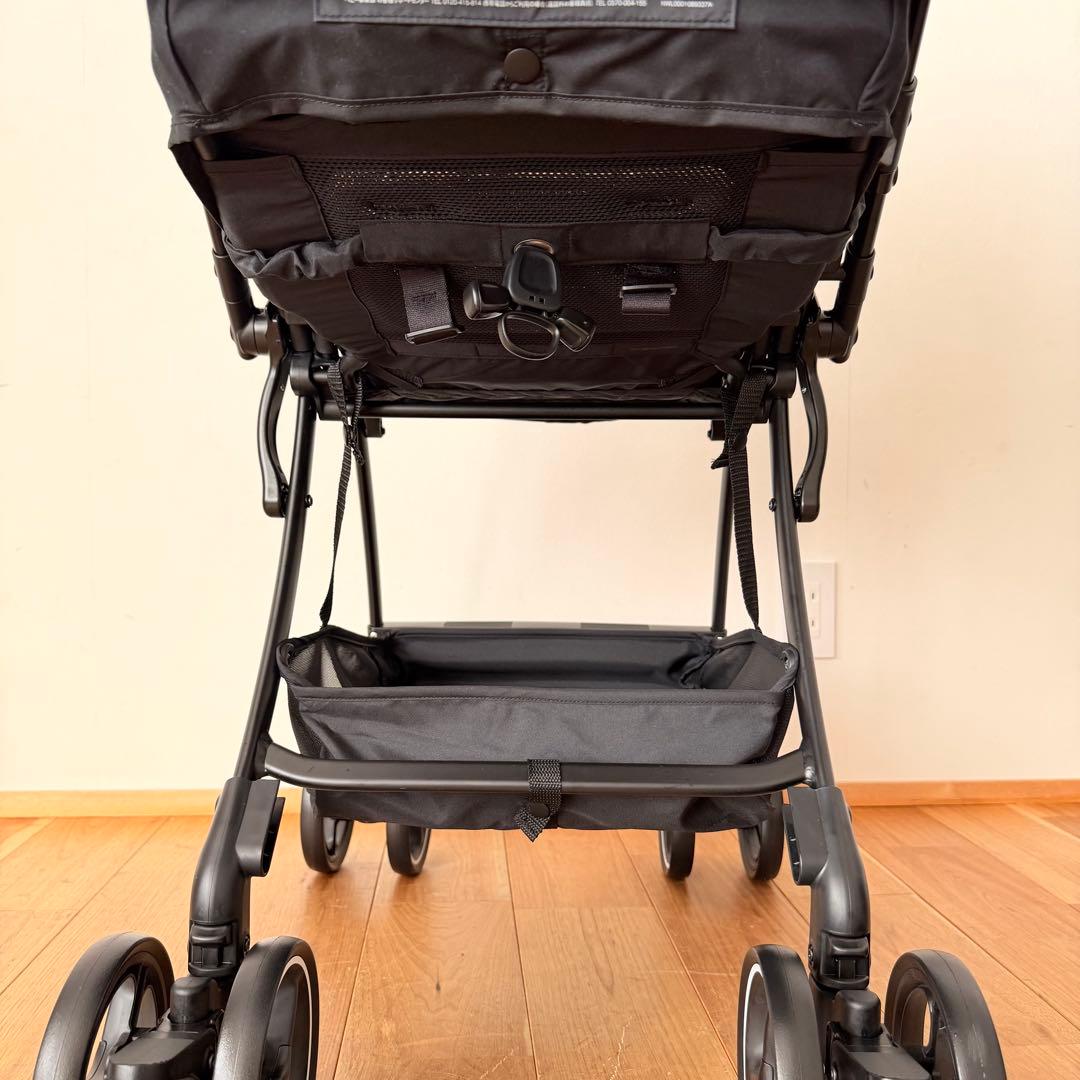 未使用級美品 2024年モデルAprica ベビーカー ラクーナエアープラス