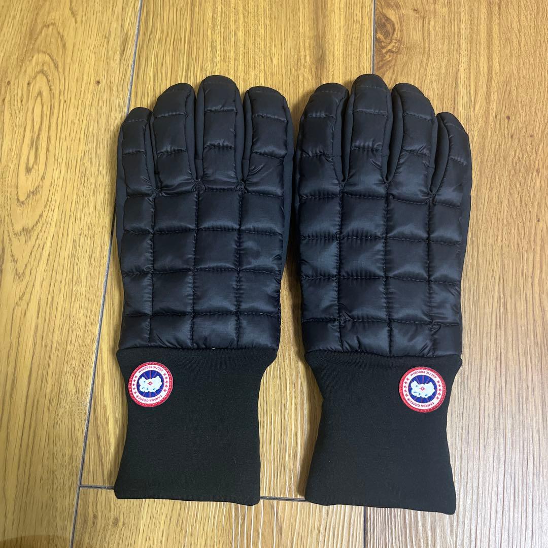 カナダグース ブラック キルティング手袋
