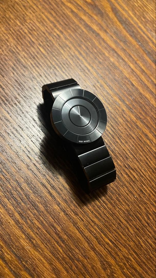 ISSEY MIYAKE TO 腕時計 ブラック 吉岡徳仁