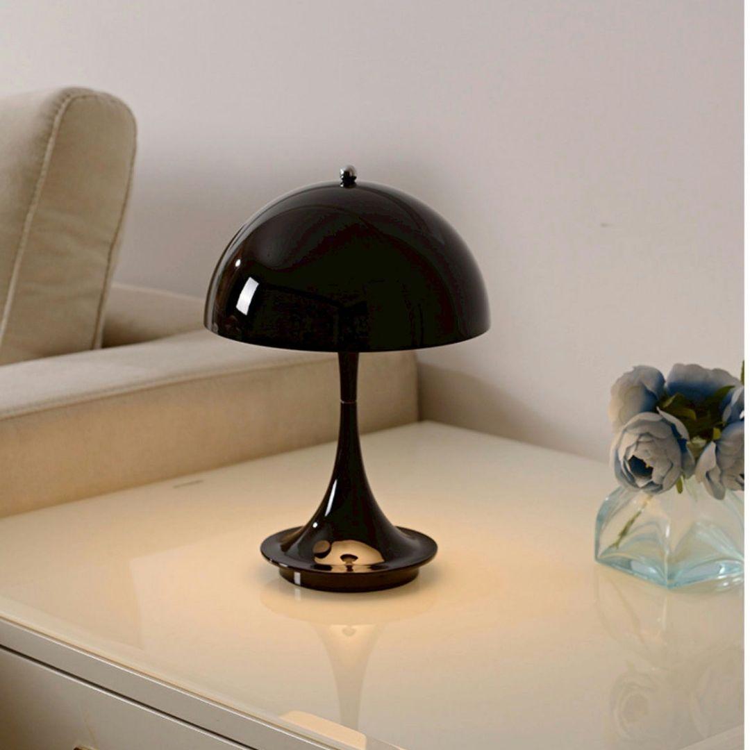 ルイスポールセン　リプロダクト　USB対応　ポータブルライト オペークブラック