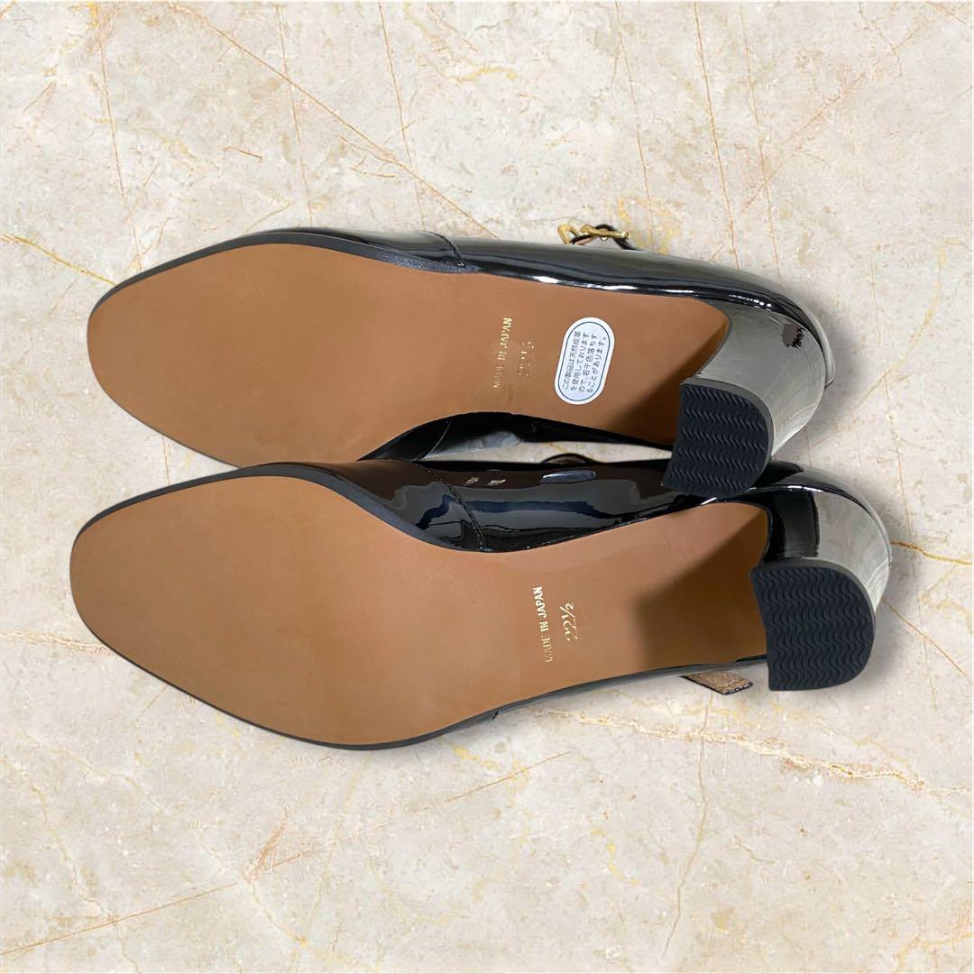 【新品未使用】サヴァサヴァ Tストラップパンプス　エナメル　あしながおじさん