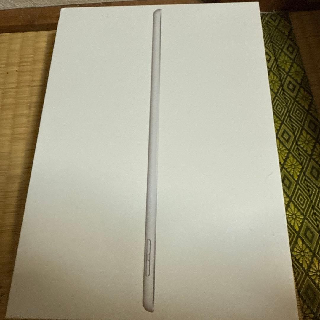 Apple iPad 第7世代32GB シルバー 本体