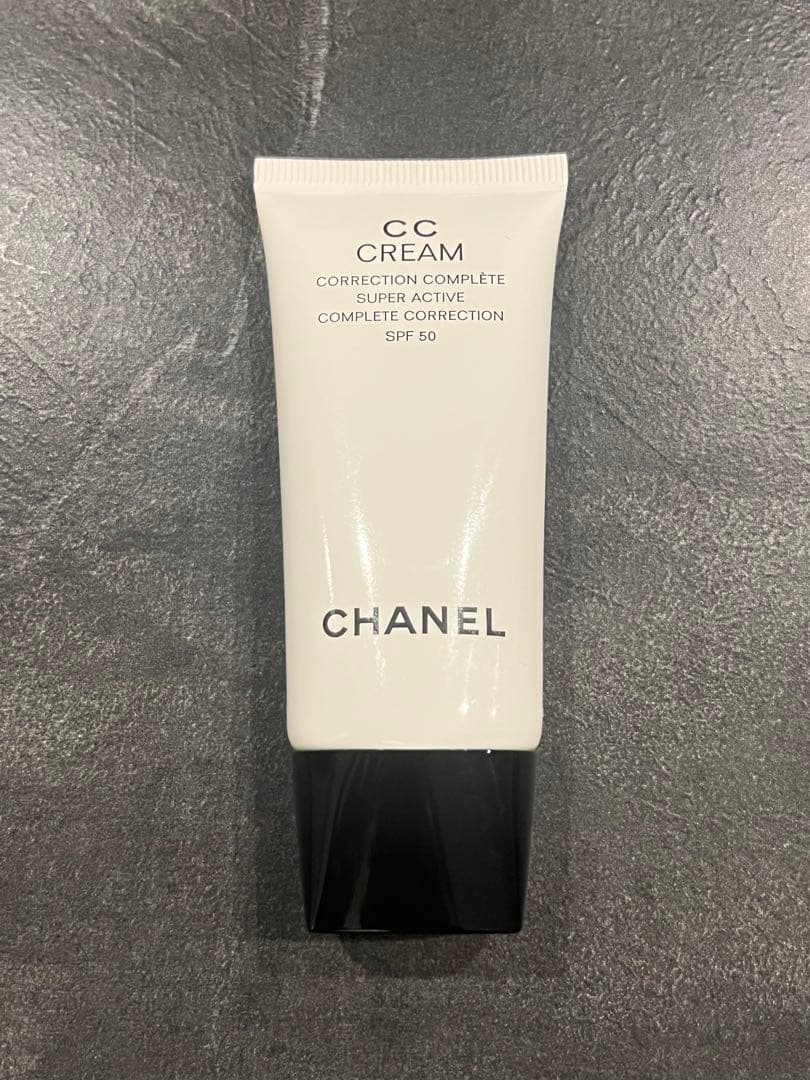 シャネル　CCクリームN 21 ベージュ