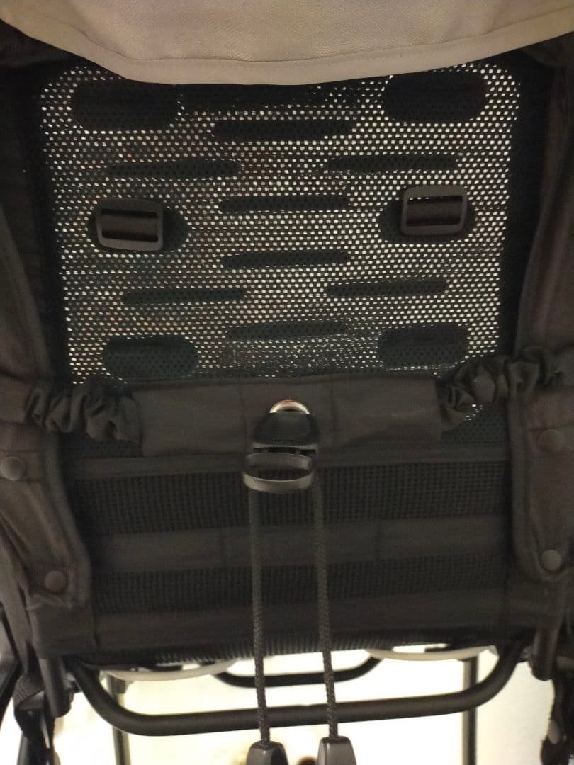 【美品】ApricaラクーナクッションフリープラスAB　ベージュ