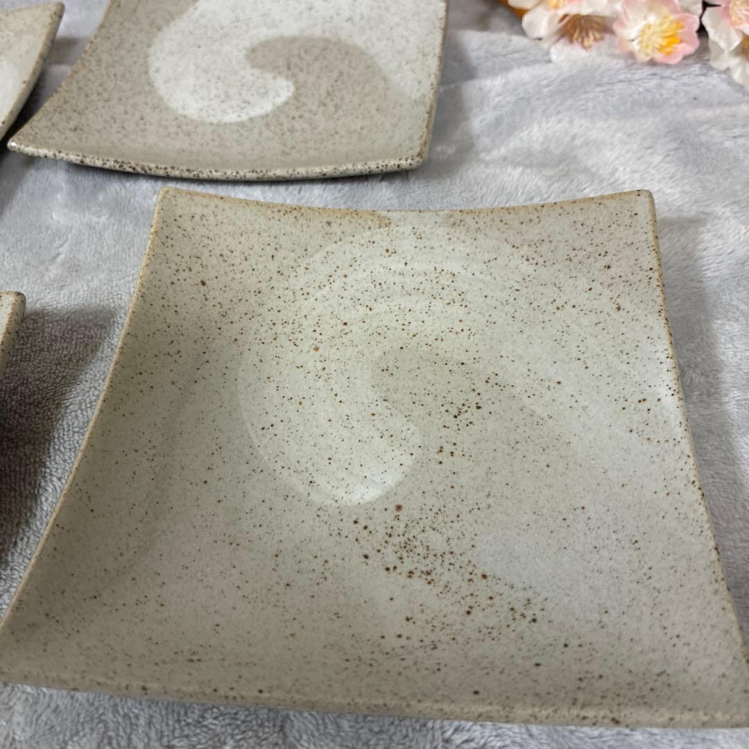 ★おまとめ割 SALE開催中★ f2 お洒落で可愛い和風の角皿4点セット