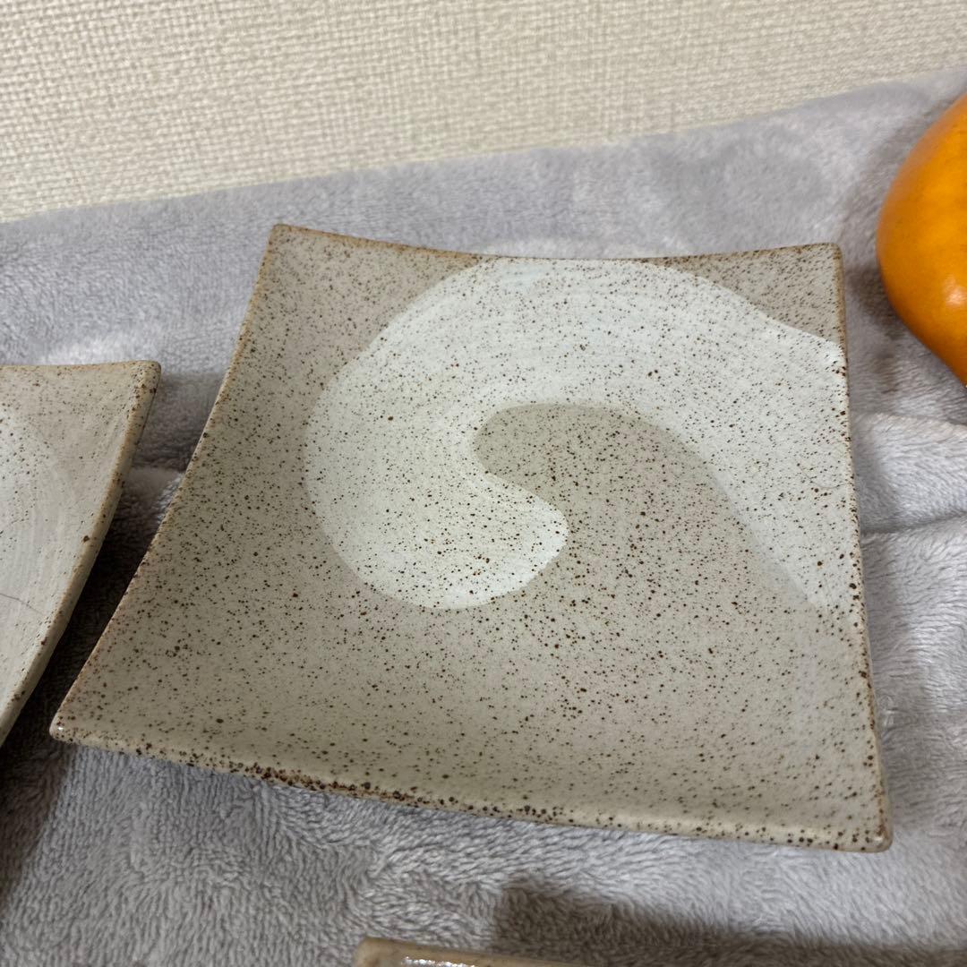 ★おまとめ割 SALE開催中★ f2 お洒落で可愛い和風の角皿4点セット