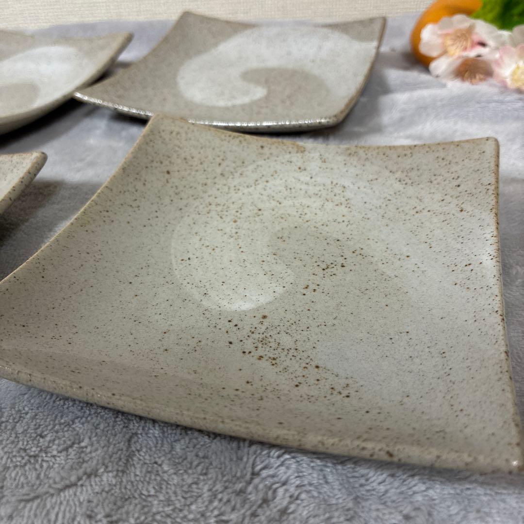 ★おまとめ割 SALE開催中★ f2 お洒落で可愛い和風の角皿4点セット