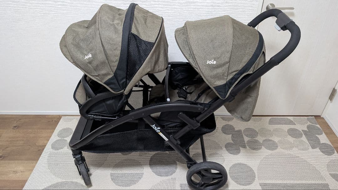 Joie 2人乗りベビーカー 美品 引取り来て頂ける方