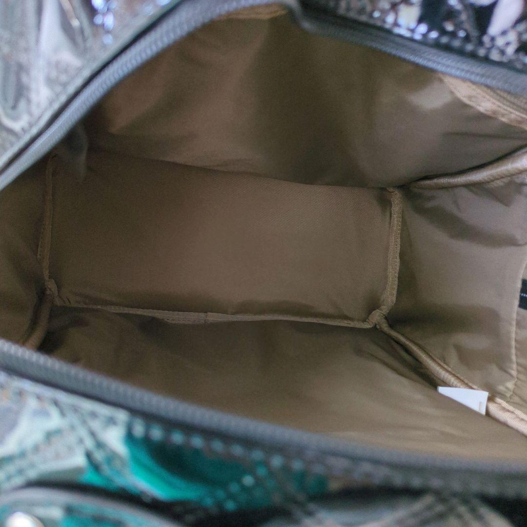 【美品】SWANY キャリーケース　キルティング　エナメル調　多収納　機内持込み