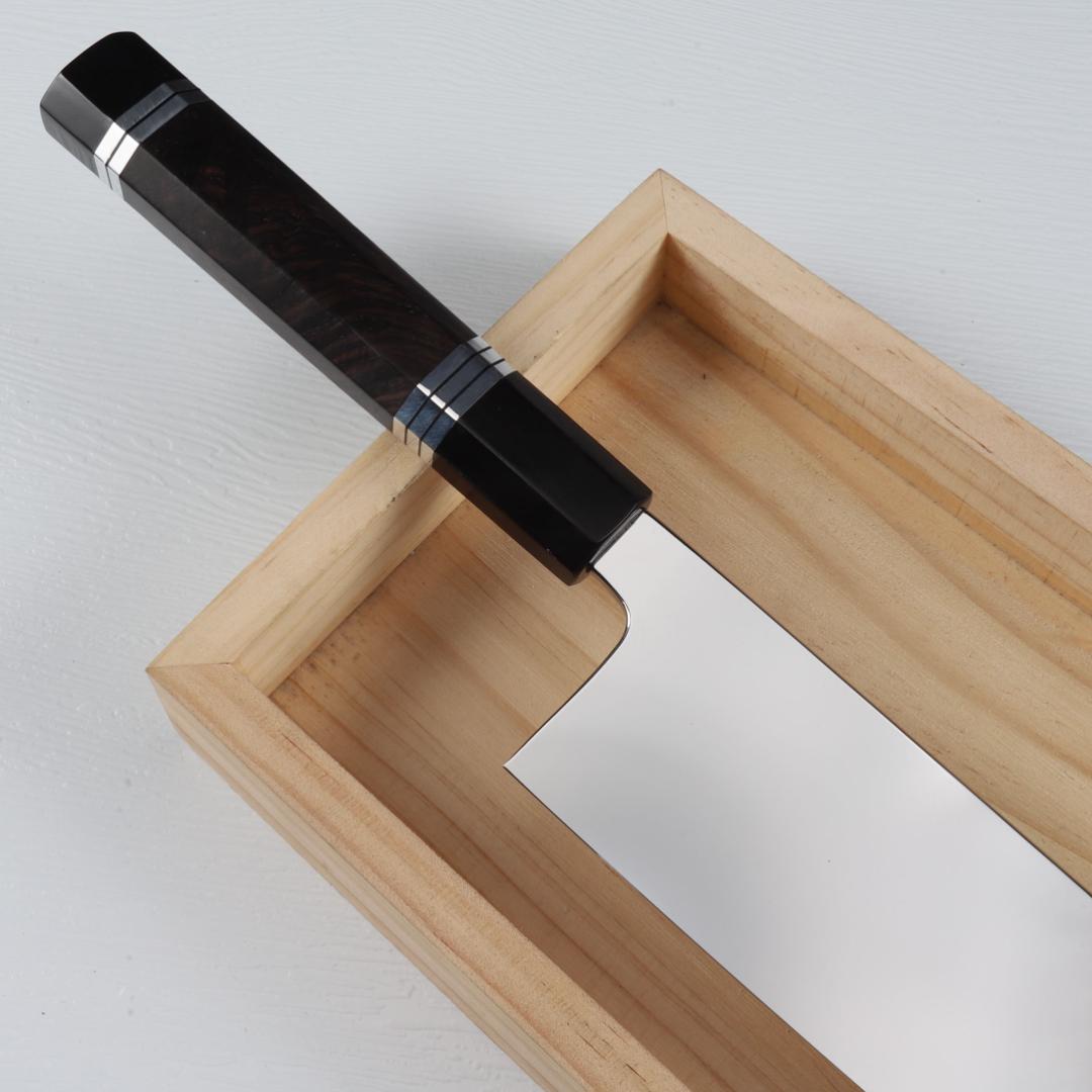 7555切付型特大牛刀 尺一ウルトラ鏡面仕上げ 両刃刺身包丁 黒檀五本銀巻八角柄