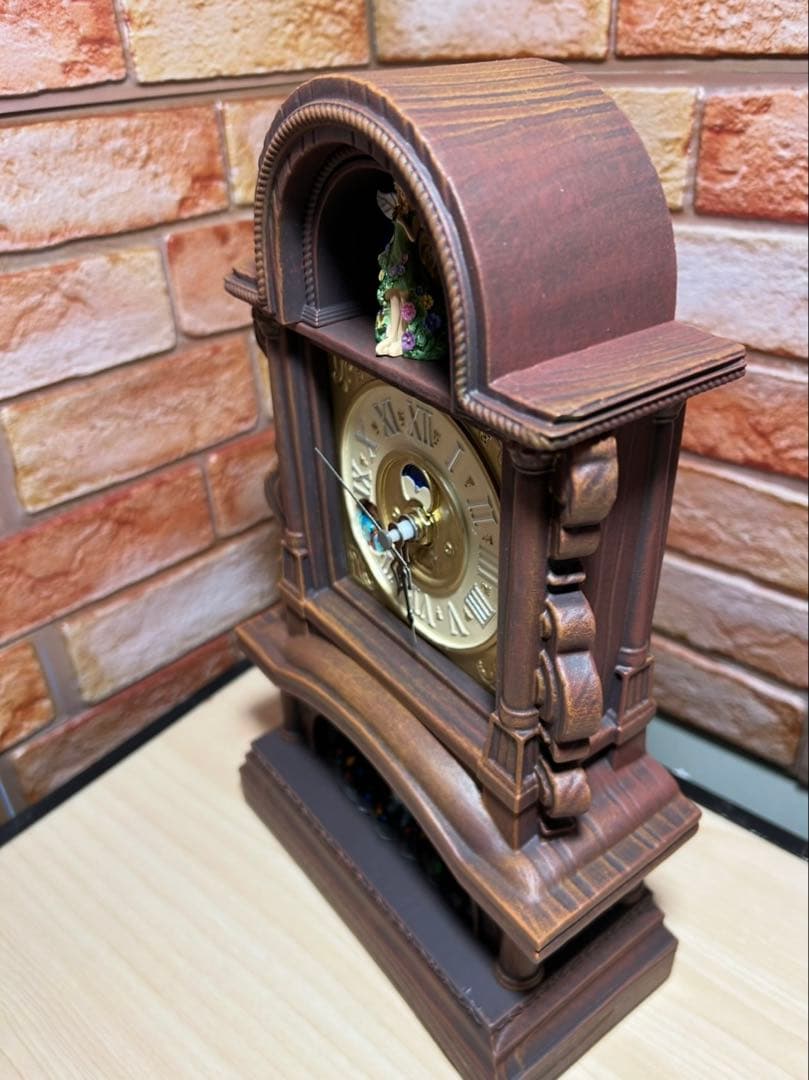 バロンルイーゼオルゴール&地球屋古時計