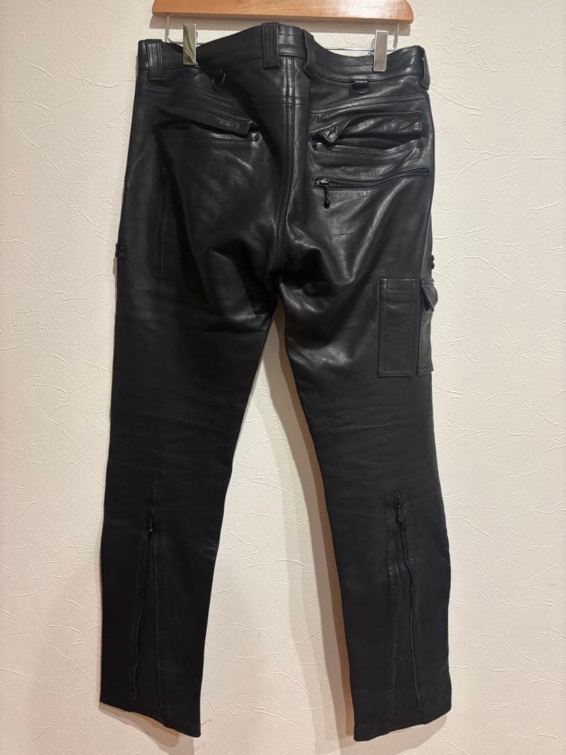 ［Kinari］black means ブラックレザーパンツ