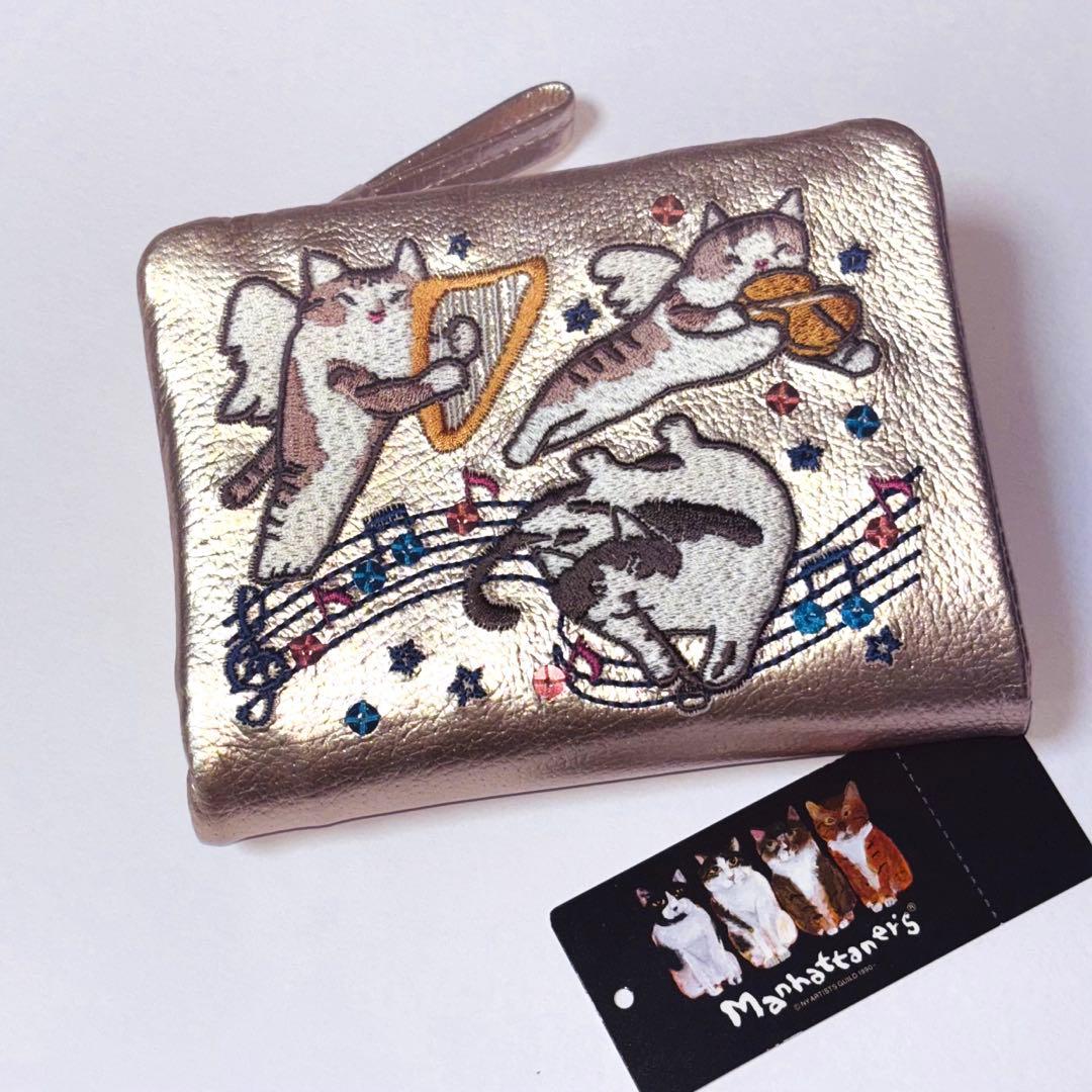 【未使用】マンハッタナーズ　刺繍二つ折り財布