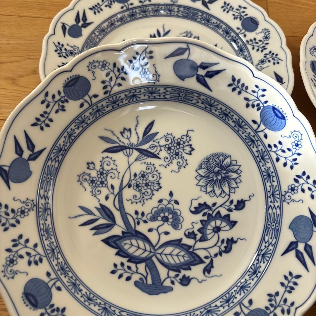 新品同様⬛︎フッチェンロイター ブルーオニオン 2種 お皿7枚セット⬛︎