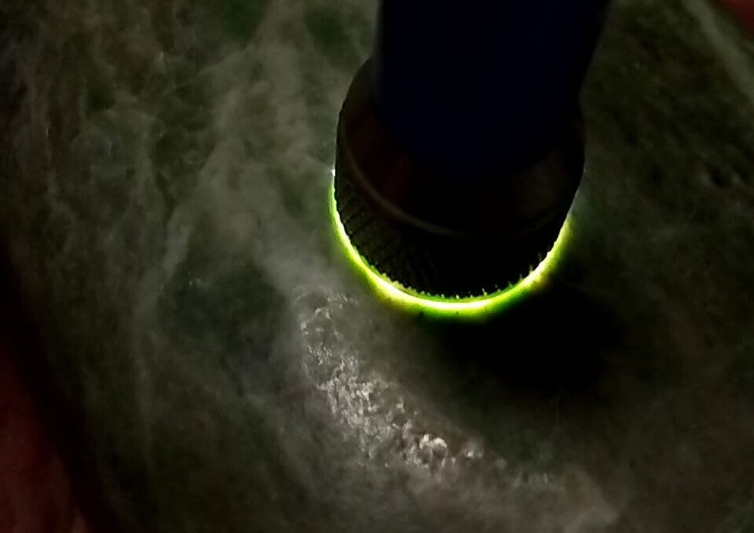 ★翡翠原石★糸魚川硬玉【大所川・転石・磨き0.6kg】