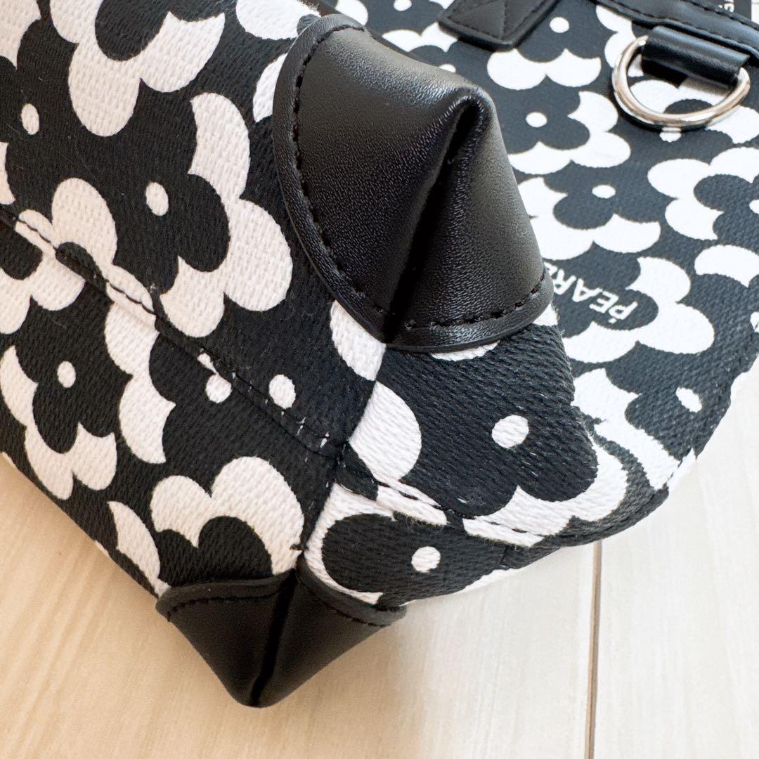 PEARLY GATESパーリーゲイツ　ジオメトリック　花柄　カートバッグ