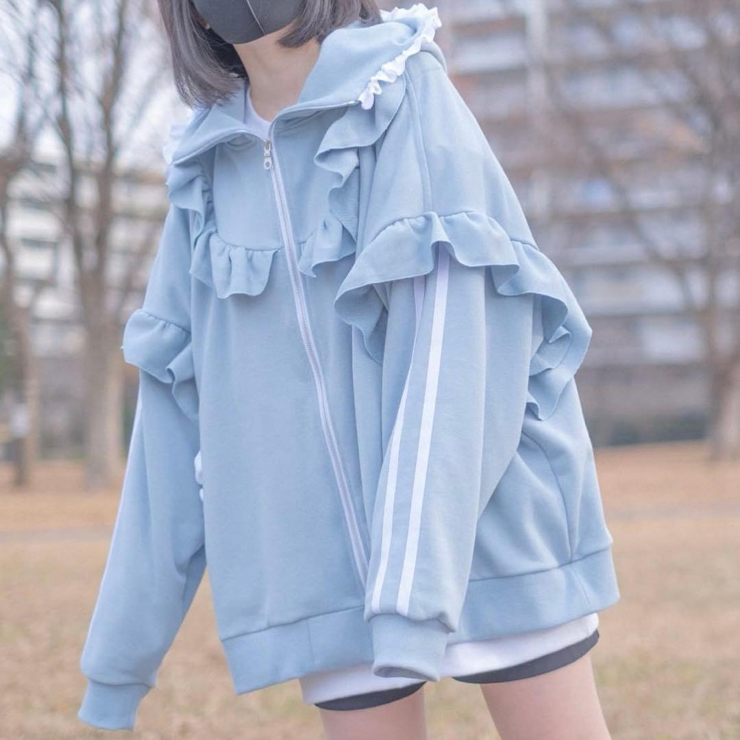 satoi パーカー　フリルパーカー　フーディ　Bigパーカー　クリーニング済み