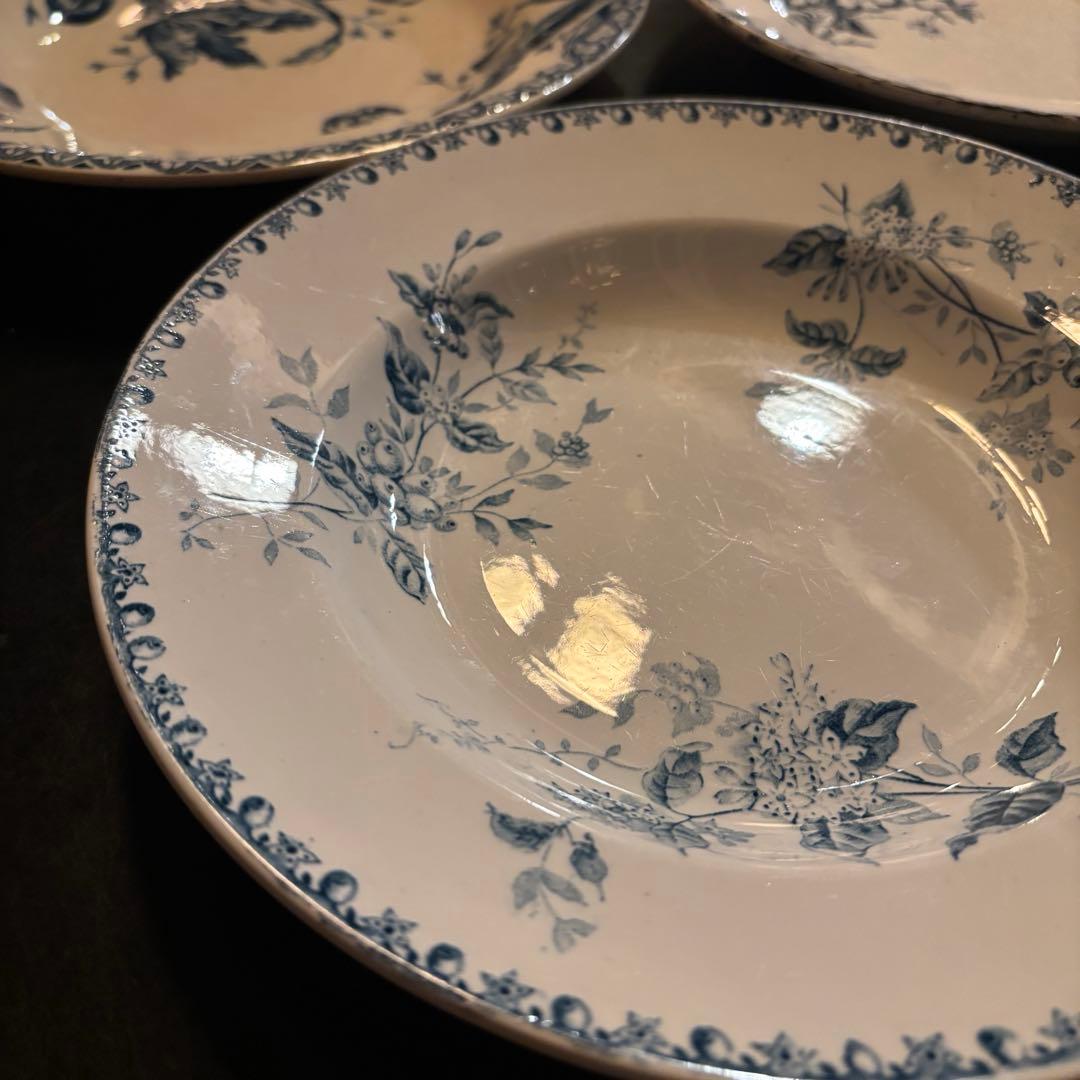 フランスアンティーク皿 3枚セット 青い花柄 チューリップ・野バラ・木ノ実