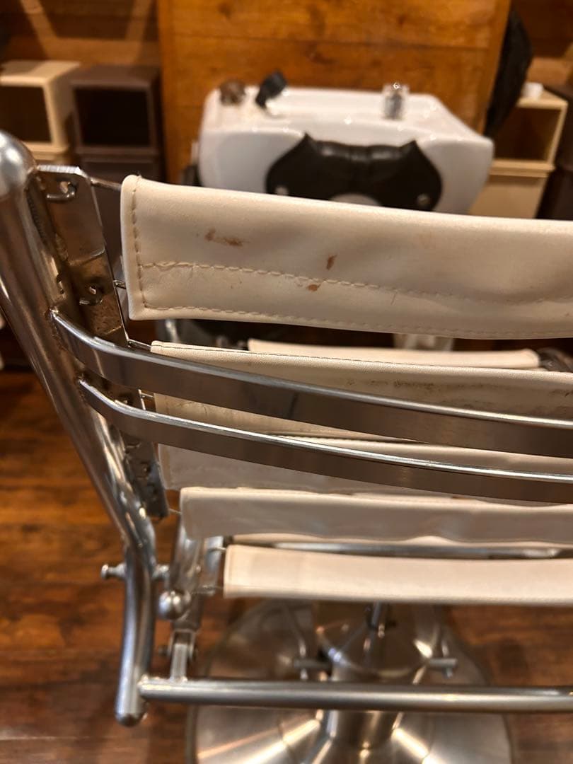 タカラベルモントBRIDGE美容室シャンプーイス高さ調整自在ホワイト白系