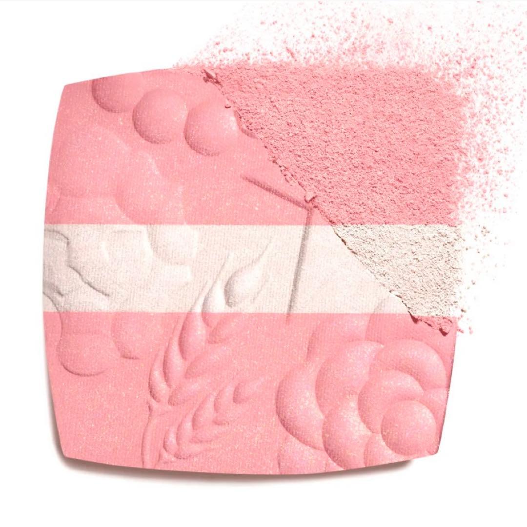 新品未使用！CHANEL レ シーニュ ドゥ シャネル　997 ローズルミエール