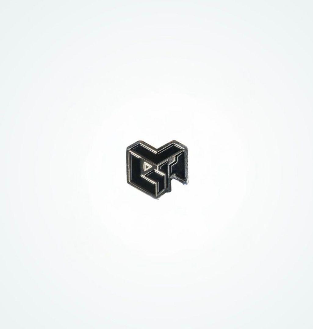 【新品未使用】Mrs. GREEN APPLE 黒 キャップ ピンバッジ付き