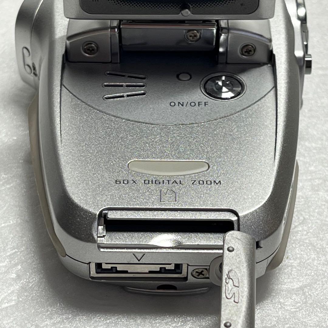 ☆美品☆SANYOデジタルムービーカメラXacti DMX-C1(S)人気稀少品