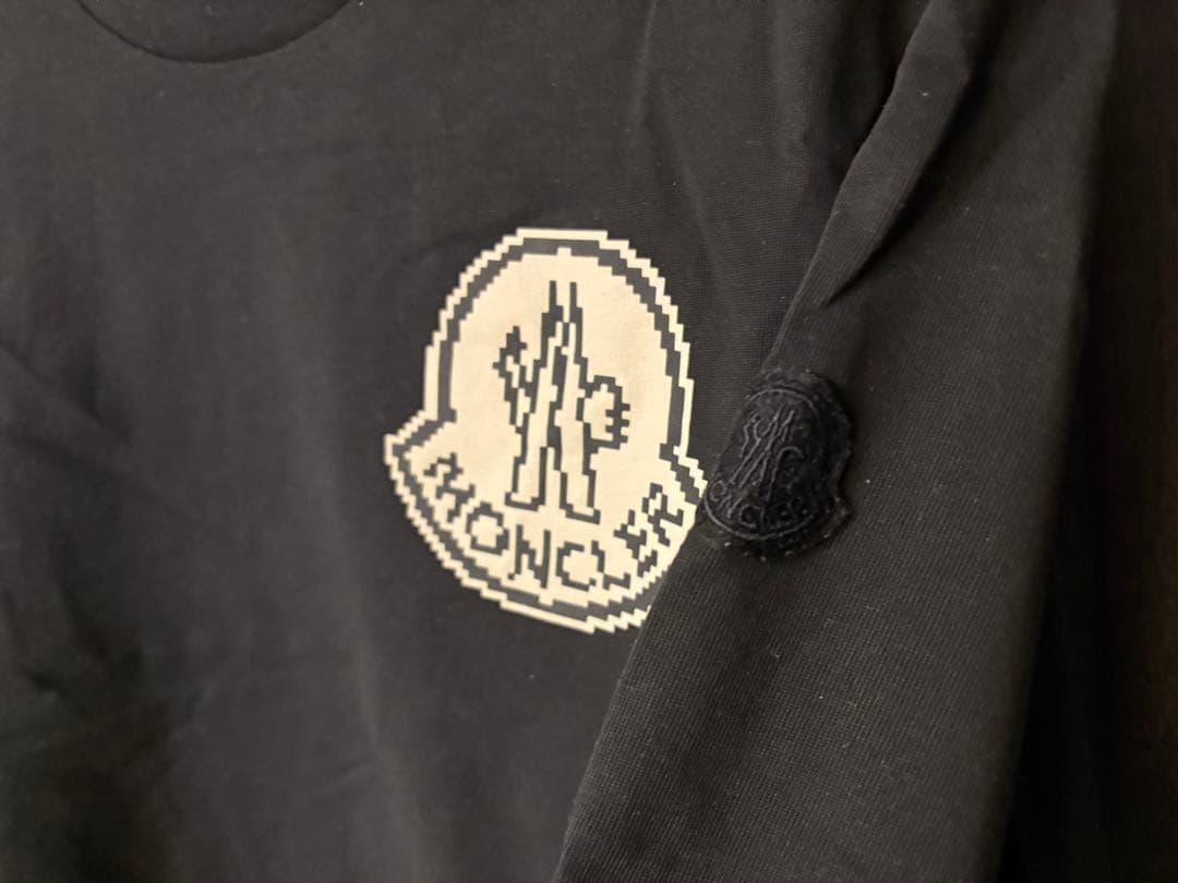 MONCLER ブラック 長袖カットソー