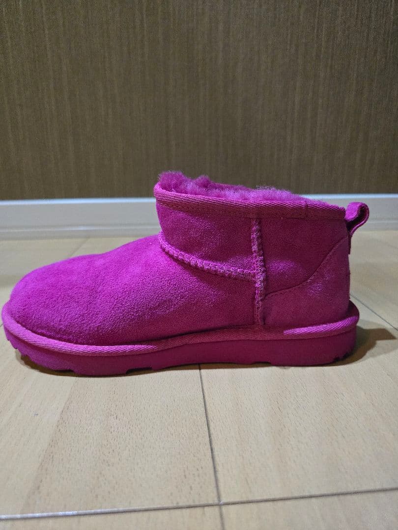 UGG ムートンブーツ クラシック ウルトラ ミニ キッズ ピンク 21cm