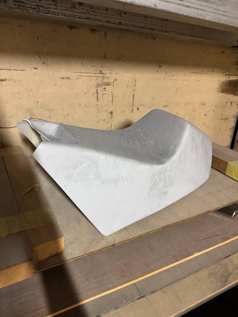 ⑧ M-design ？シートカウル