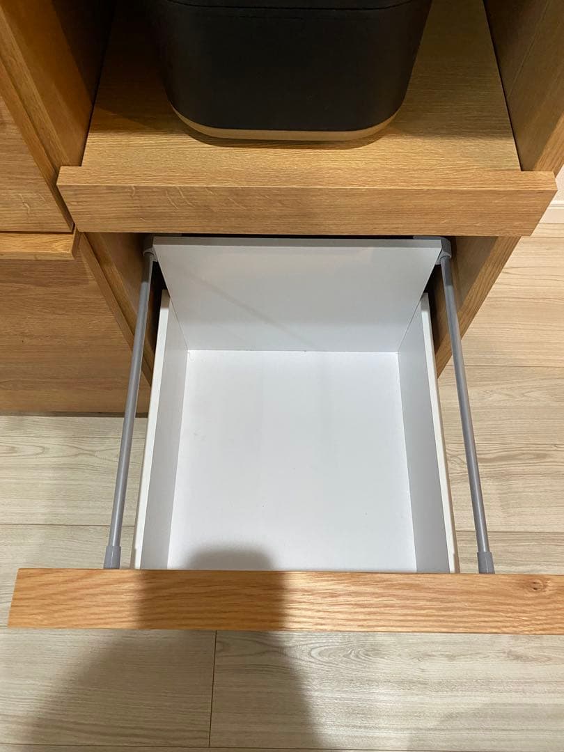 LOWYA食器棚・キッチンカウンター