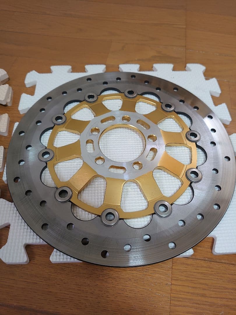 サンスターフロントディスクローター 2枚 ゼファー750