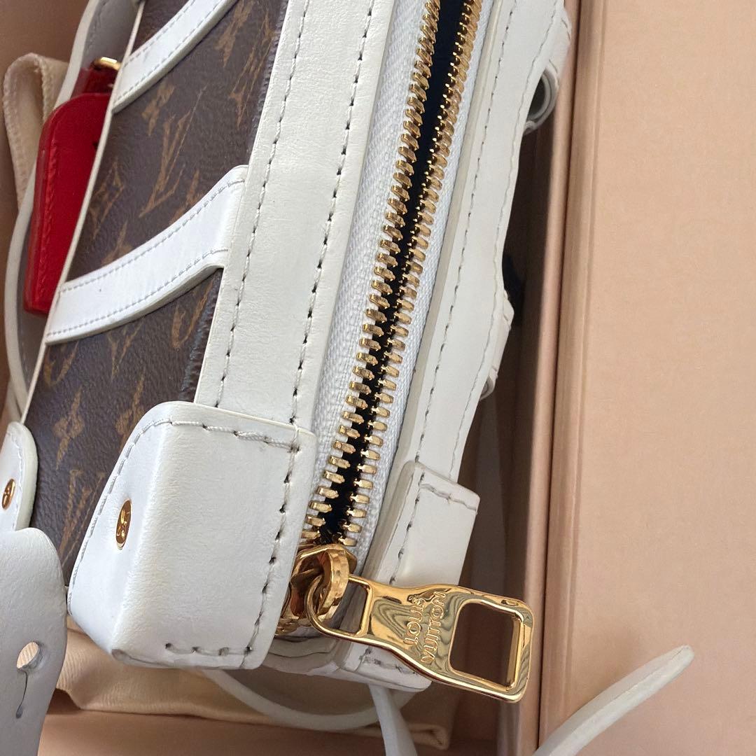 LOUIS VUITTON NBAルイヴィトン バッグ　ソフトトランク