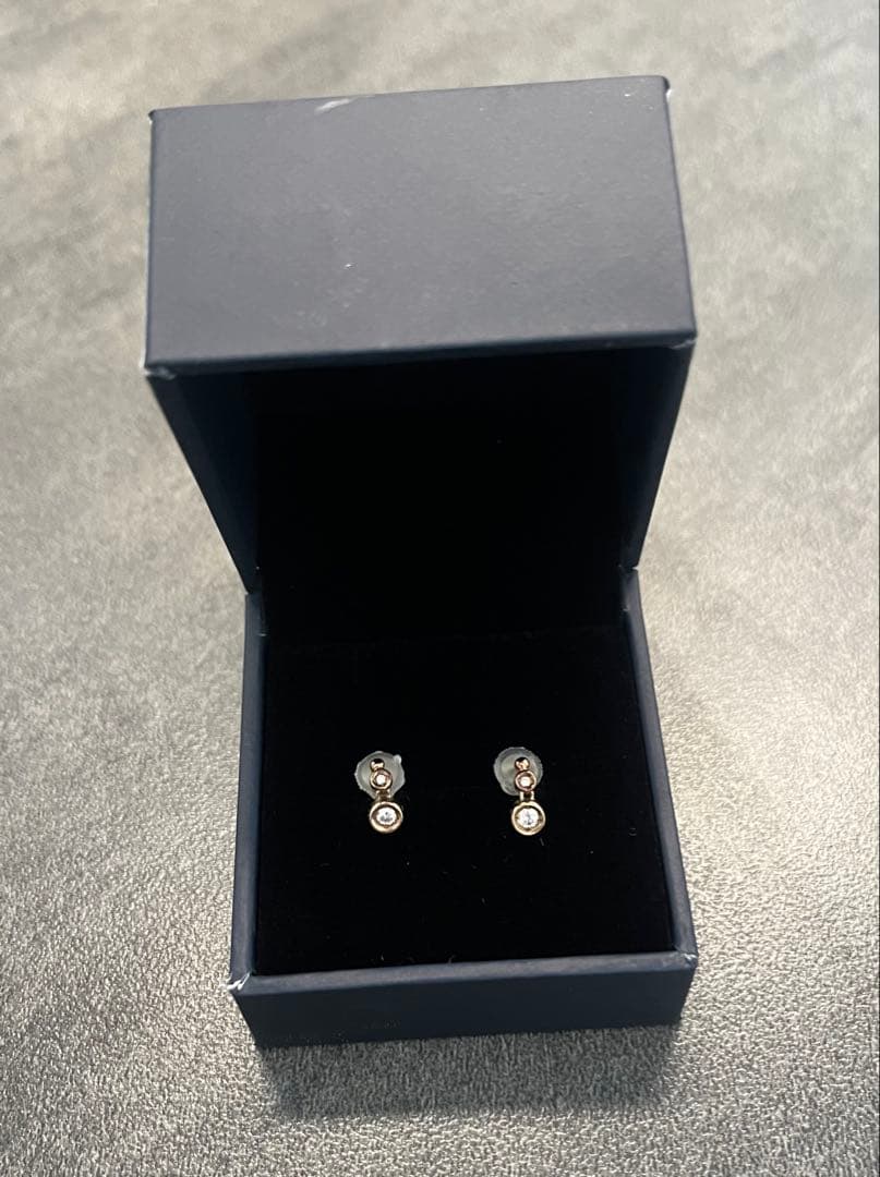 festaria K10 イエローゴールド　ダイヤモンド　ピアス