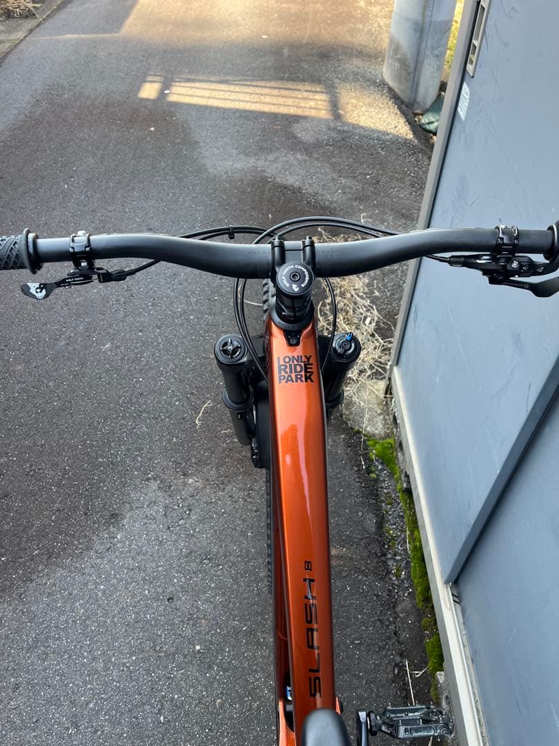 TREK SLASH 8 GEN5 トレックスラッシュ8