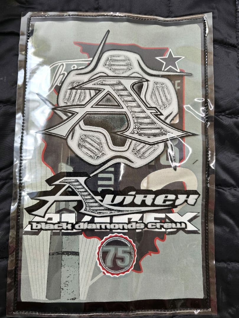 美品 AVIREX アヴィレックス バラ刺繍 黒 レザー ライダースジャケット