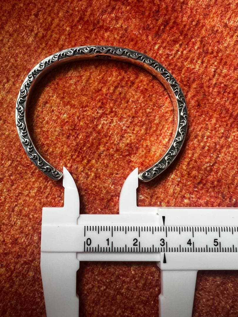 アリゾナフリーダム　唐草　バングル　希少　シルバー