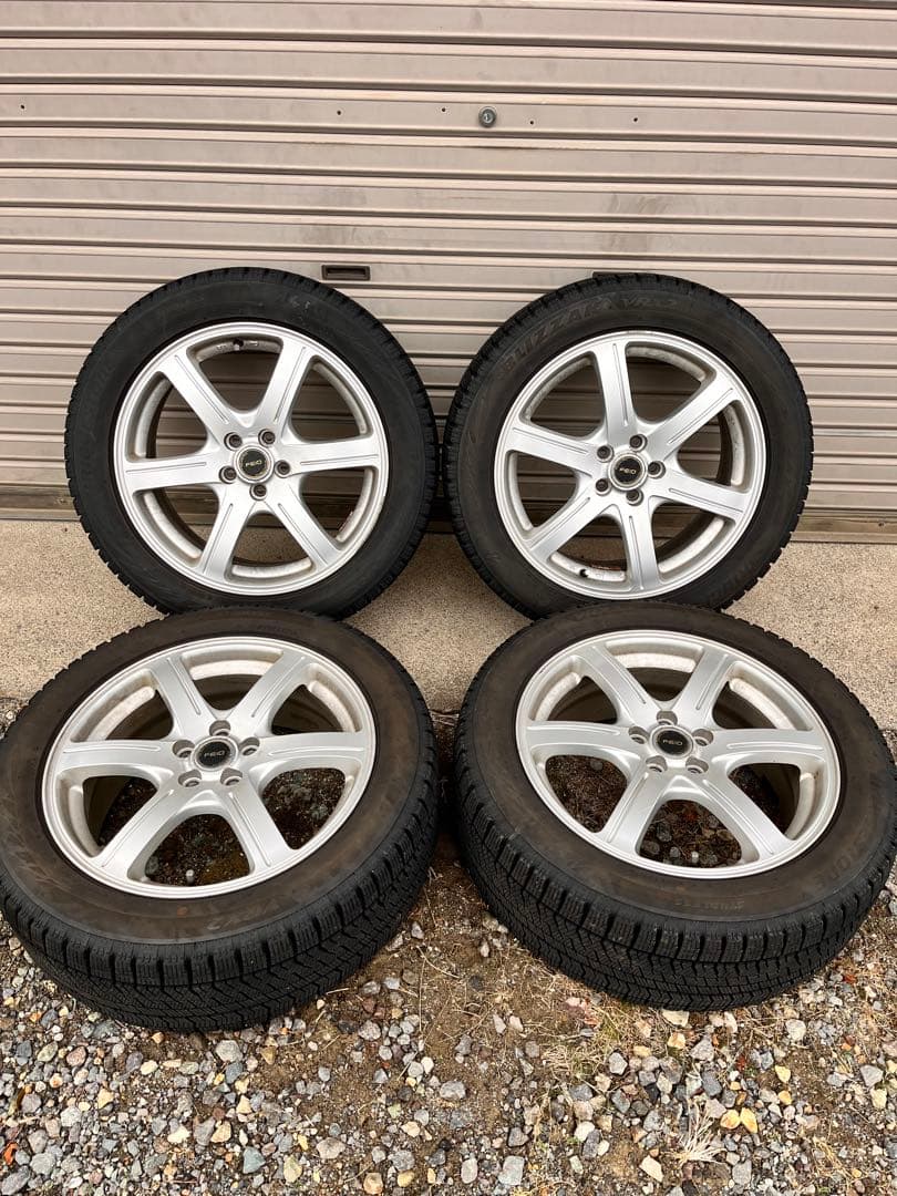 225/50R17 スタッドレスタイヤ ブリヂストン VRX2 17インチ