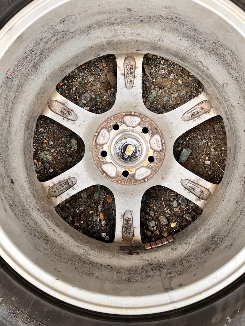 225/50R17 スタッドレスタイヤ ブリヂストン VRX2 17インチ