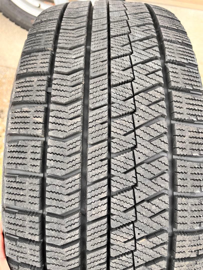 225/50R17 スタッドレスタイヤ ブリヂストン VRX2 17インチ
