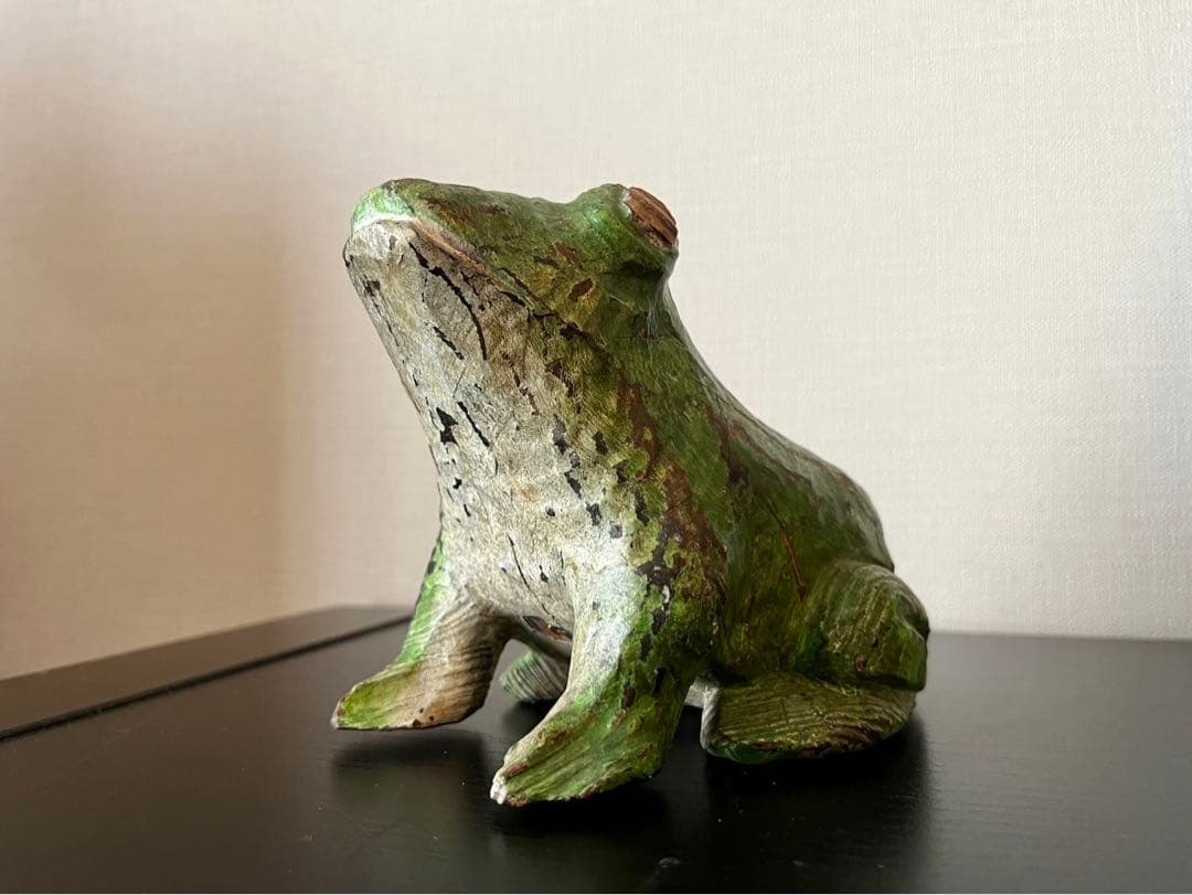 珍品 かえる 蛙 木 彫刻 骨董 アンティーク 時代物 置物 昭和レトロ 戦前
