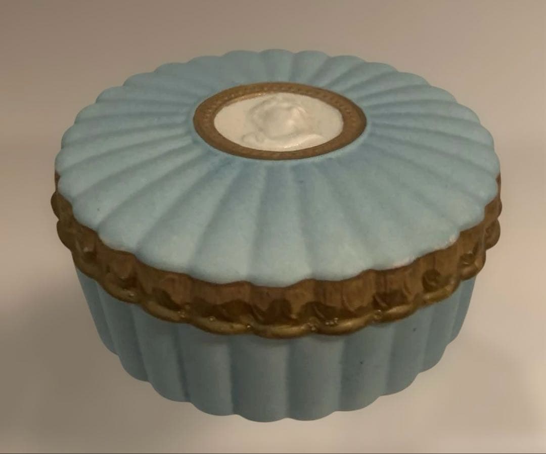 ポーセリンヴィラリPORCELLANE VILLARIボンボニェール（小物入れ）