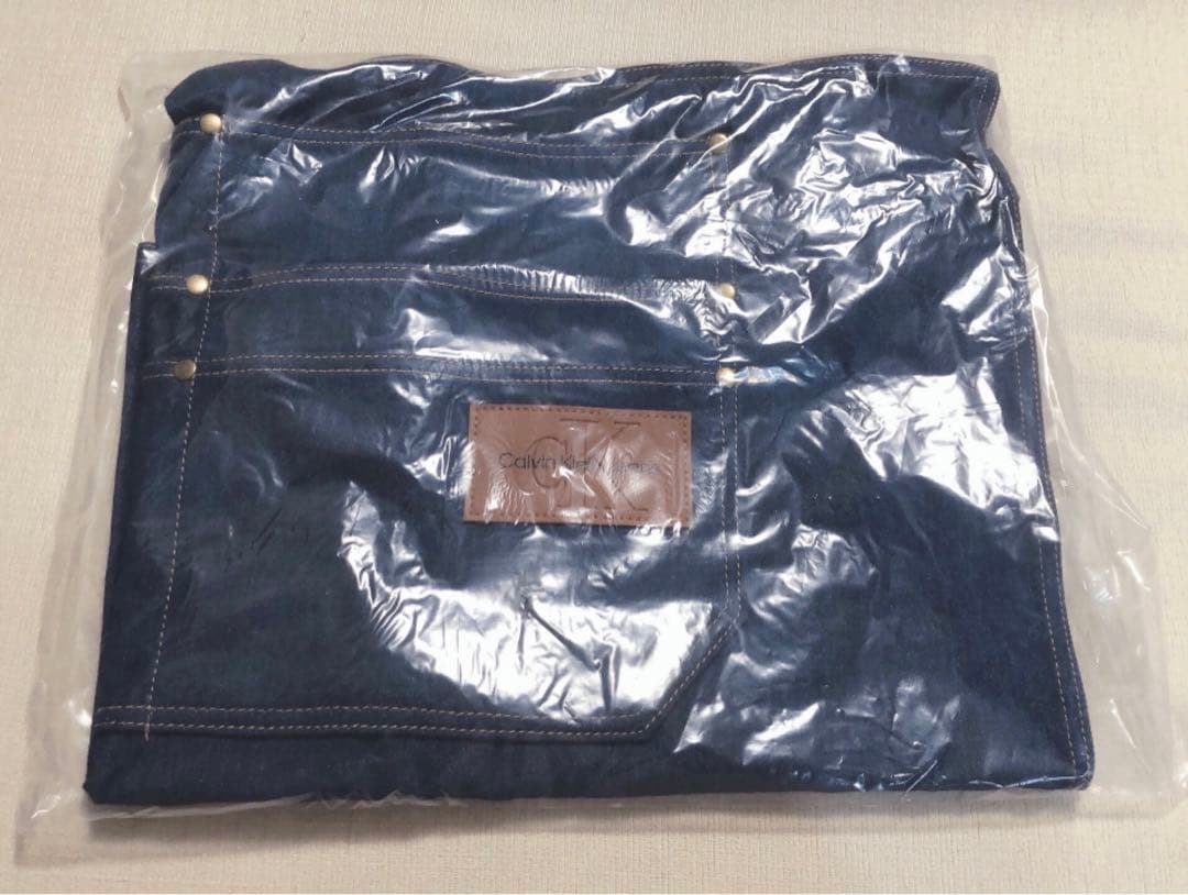 カルバンクライン　非売品　レア　デニムエプロン　ジョングク　着用