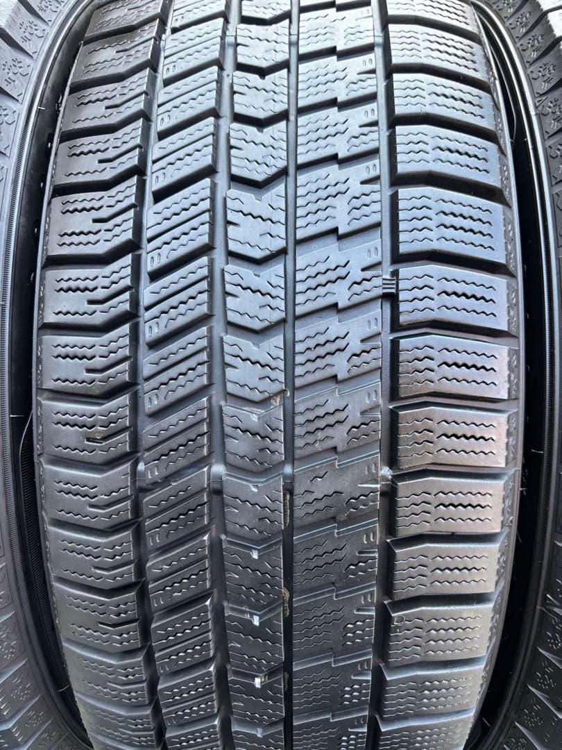 GOOD YEAR スタッドレス205/55R17 2022年製 9~9.5分山