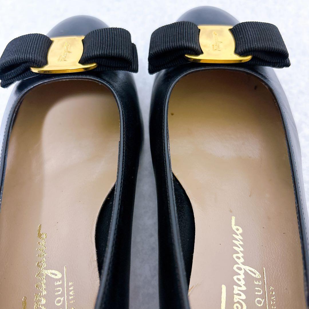 ⭐美品⭐フェラガモ パンプス ヴァラリボン 黒 ヒール 6 23㎝