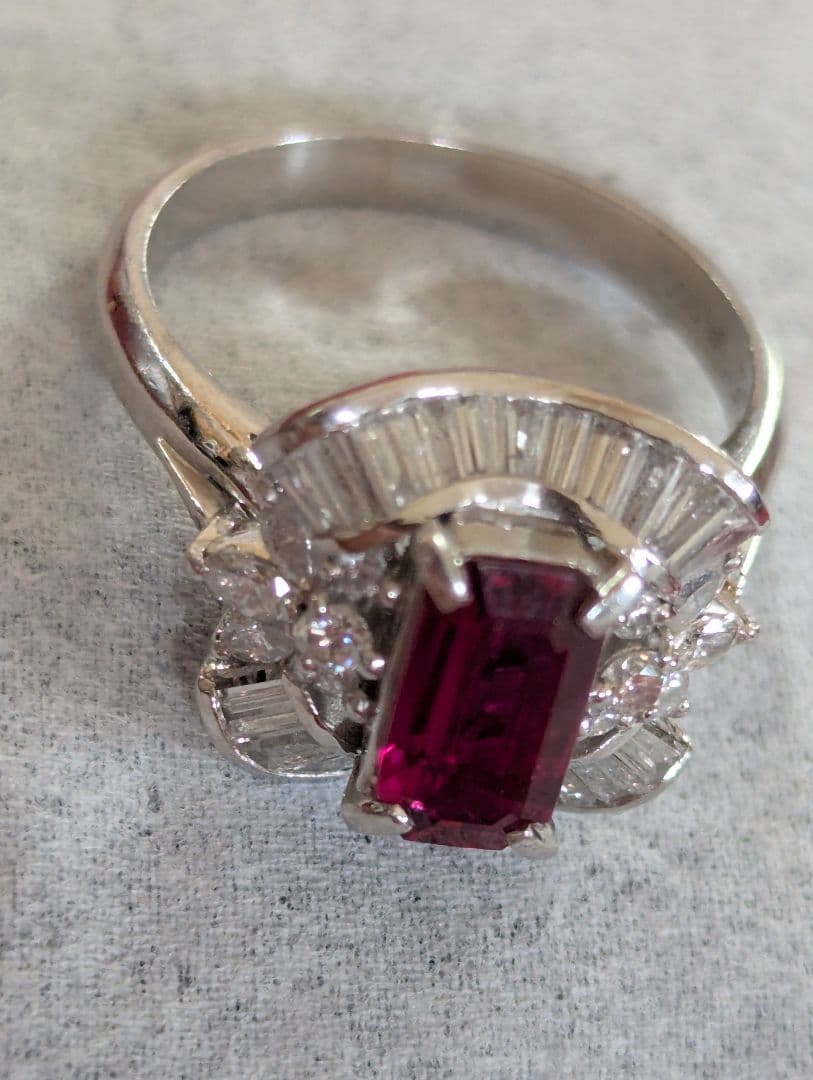 退院セール‼️バレンタイン値引き！ルビーの指輪1.35カラット写真も差替え