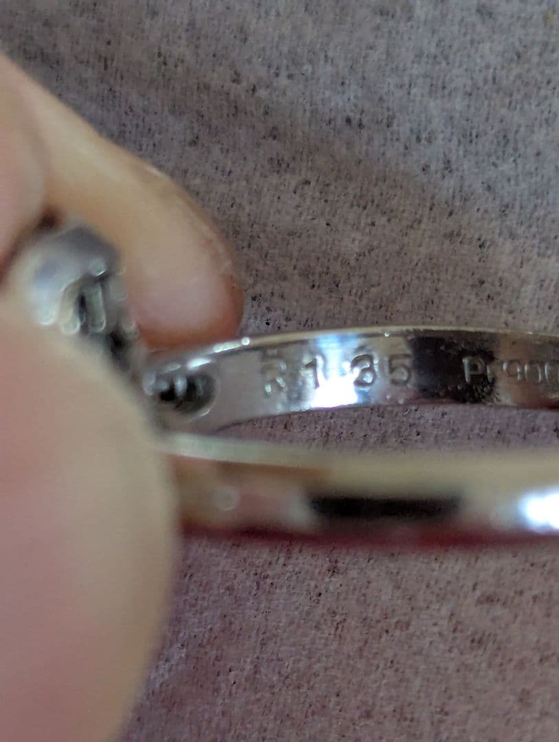 退院セール‼️バレンタイン値引き！ルビーの指輪1.35カラット写真も差替え