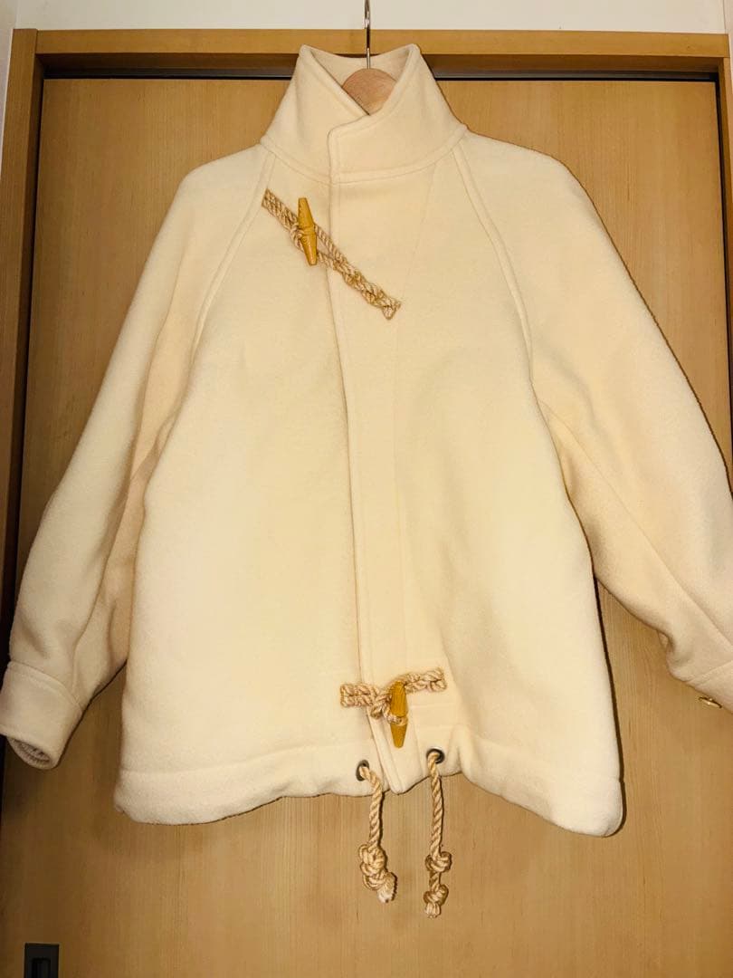 HYKE ダッフルコート　クリーム色